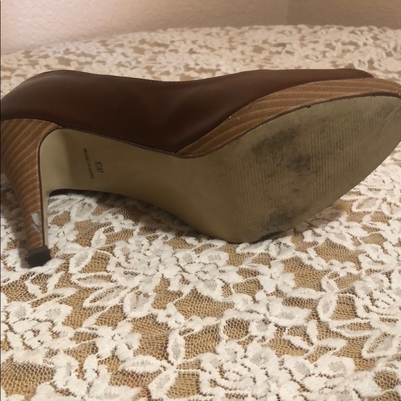 Pierre Dumas Brown Peeptoe Heels - Picture 5 of 6